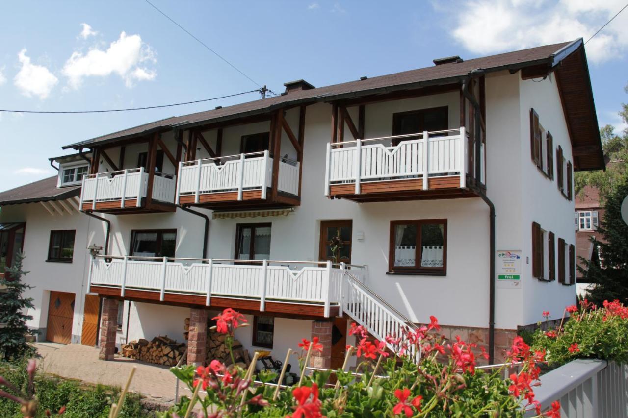 Schones Doppelzimmer Mit Separater Kuche Im Nordlichen Nationalpark Schwarzwald Forbach Exteriör bild